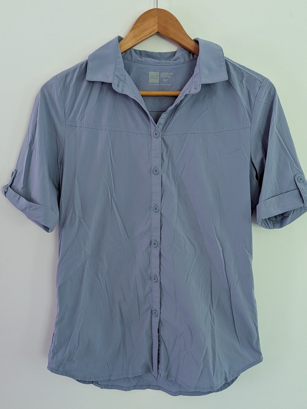MEC Quick Dry Button Down Hiking Shirt Baby Blue Size Small